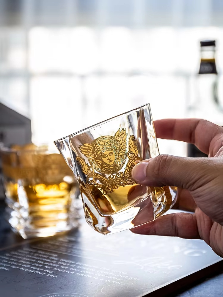 Многофункциональный бокал для  – обзор и цена Wine Beer Liquor